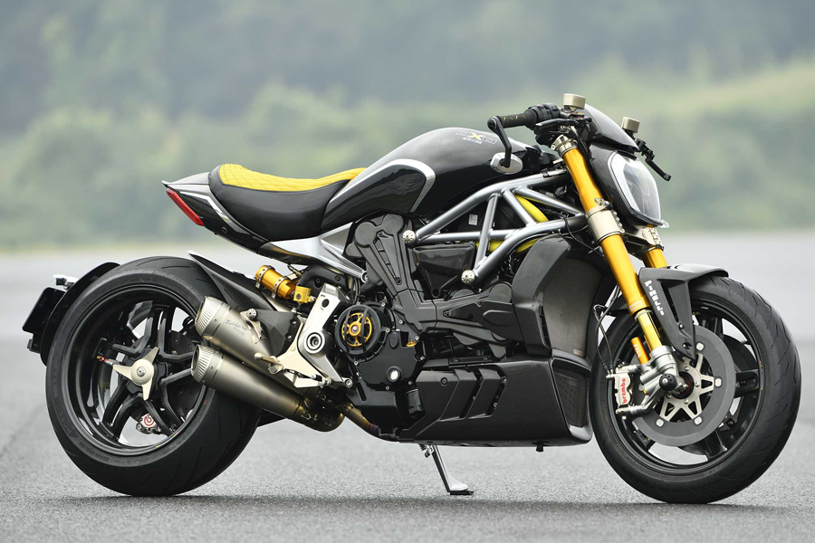 モトコルセのディアベルカスタム『DUCATI XDIAVEL DXD』に中野真矢が