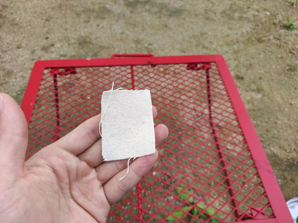 綿の布を切る