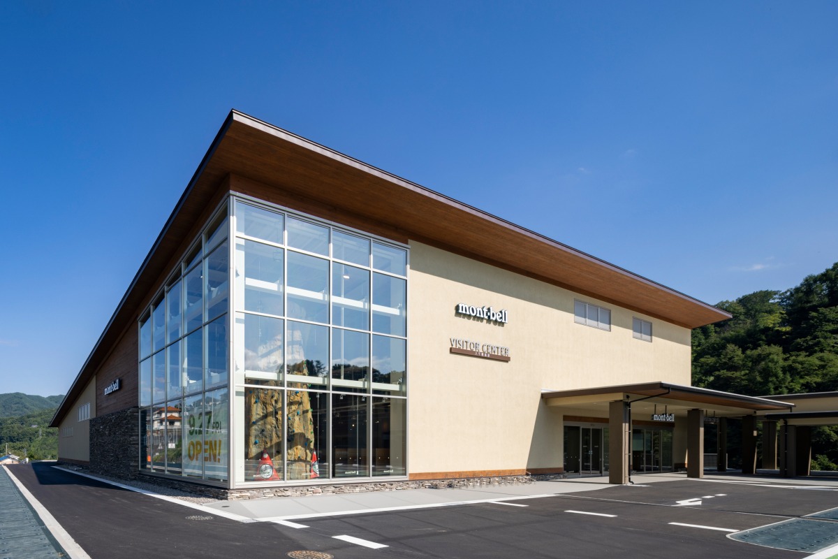 モンベル 佐久穂店