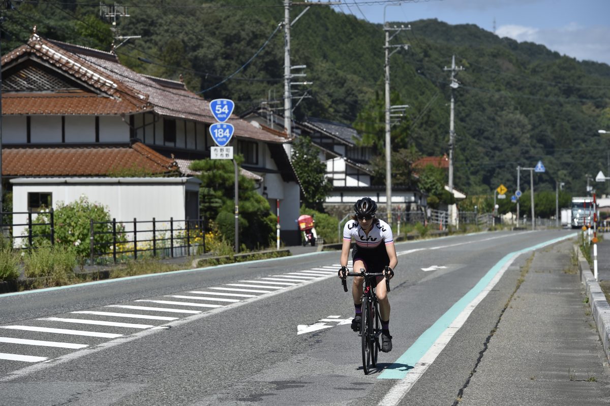 広島県 道端カレンが行く 鳥取 島根 広島 愛媛をつなぐロードバイク旅コース Bicycle Club